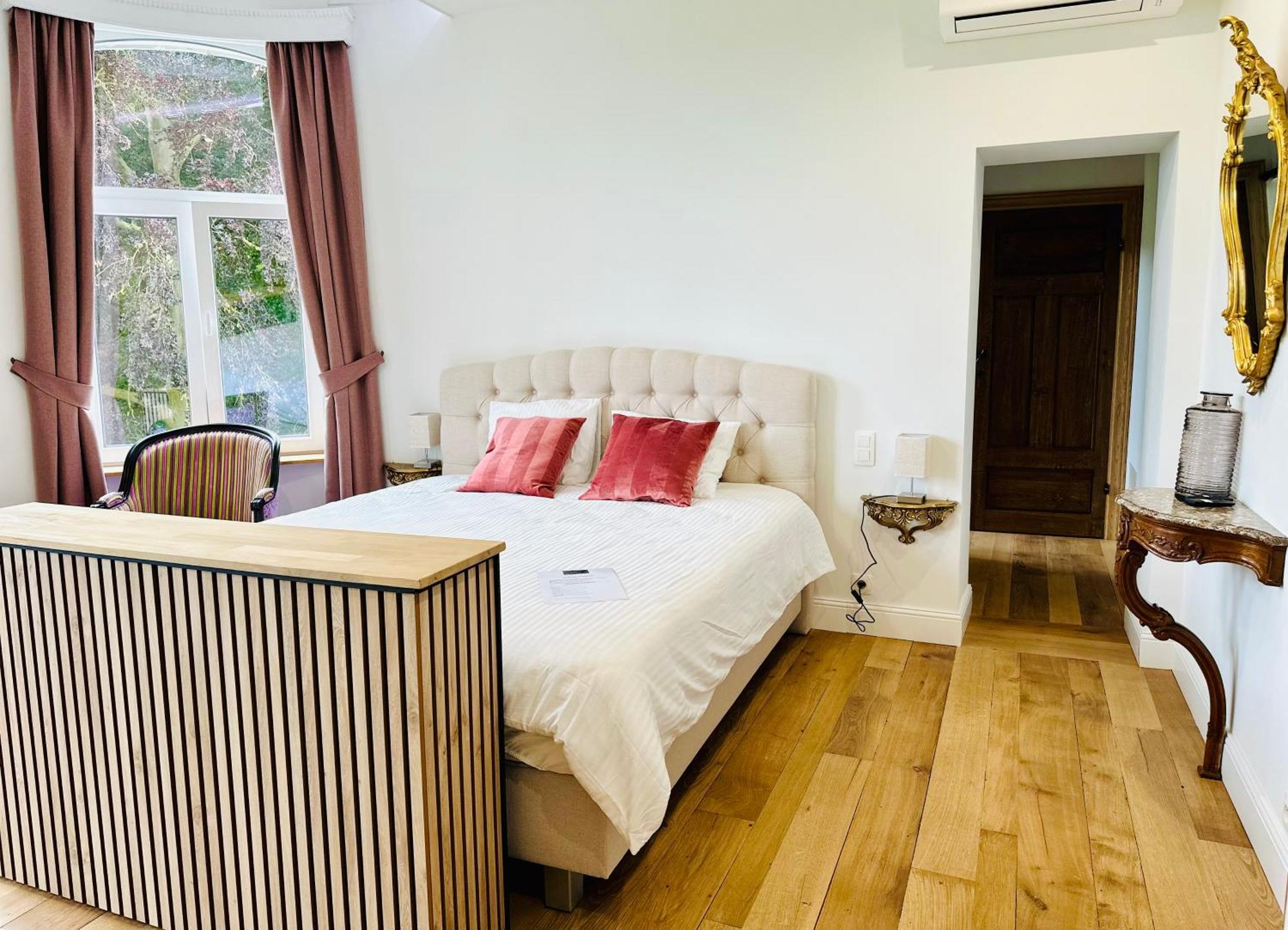 Tinlot Suite Luxueuse Au Chateau De Saint Vitu 104 מראה חיצוני תמונה